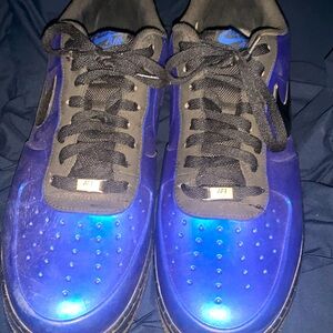 Slightly used air forces, I CAN WORK WITH YOU., throw me an offer.